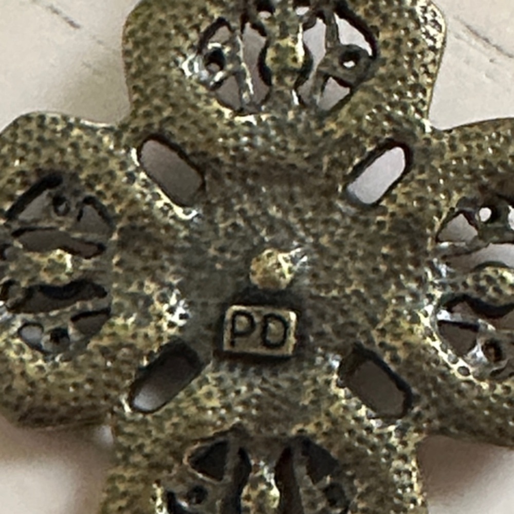 Premier Design Pendants - Picture 3 of 3